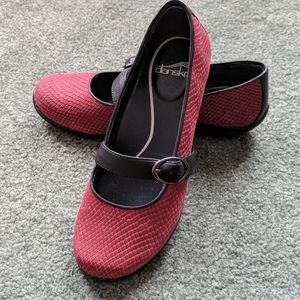 Dansko Flats